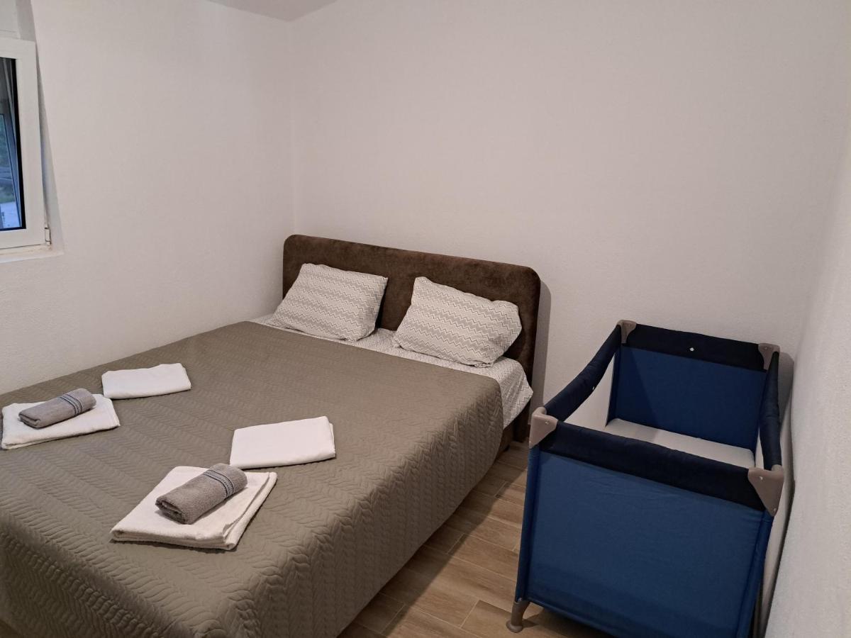 Apartmani Emma Котор Экстерьер фото